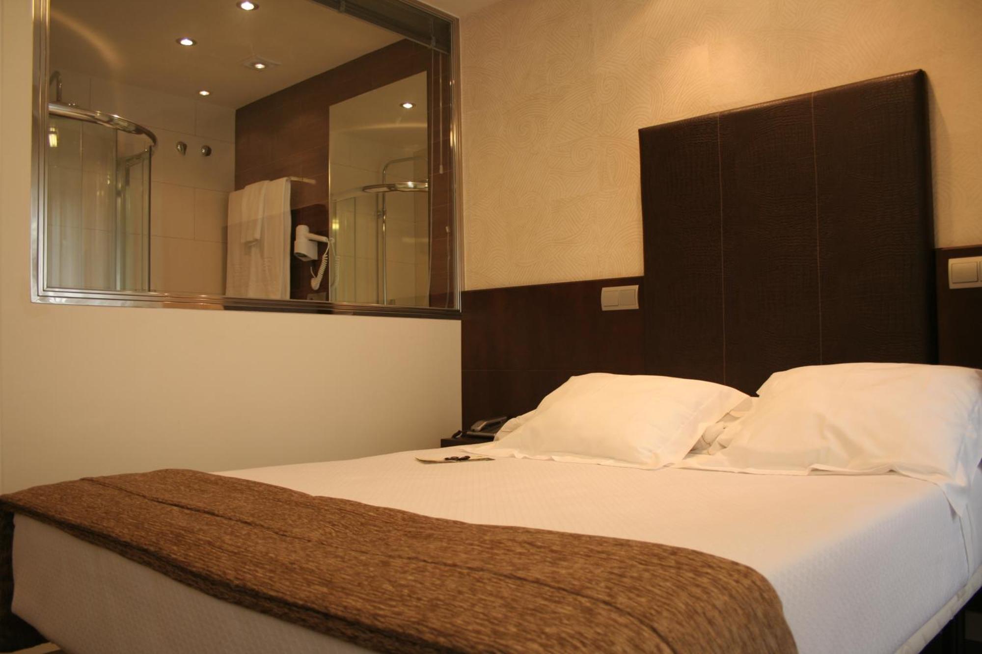 Hotel Alda San Carlos Сантьяго-де-Компостела Экстерьер фото